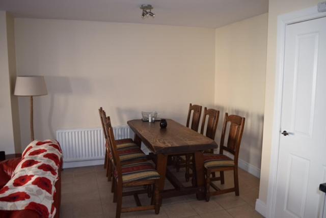 46 West Avenue Apartment *